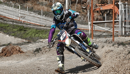 How to Remove Decals from a Dirt Bike: Easy, Damage-Free Method